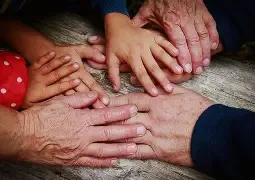 Reunión con proyectos con enfoque intergeneracional