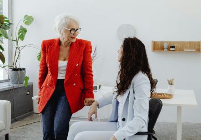 La transmisión intergeneracional en sociedades sin prisa
